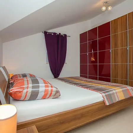 Drinka Вела-Лука