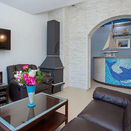 Drinka Апартаменты Вела-Лука